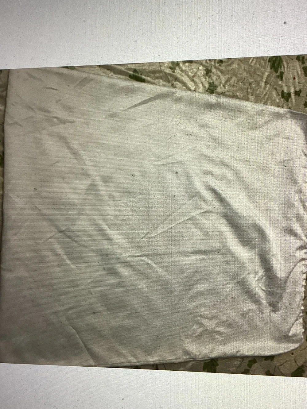 Michael Kors Satin bag covering in White